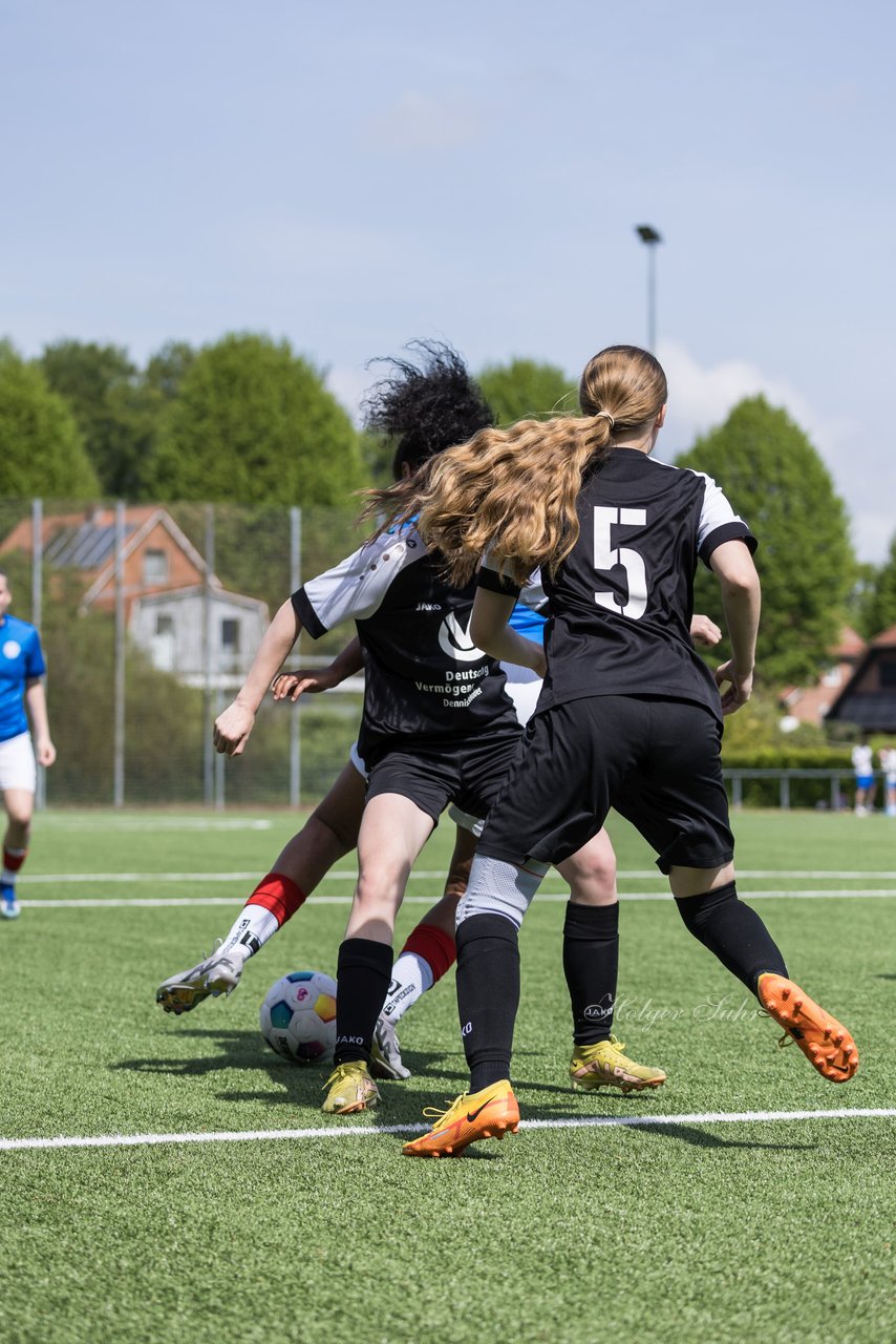 Bild 132 - wBJ SH-Pokalfinale  Holstein-Kiel - SV Viktoria : Ergebnis: 1:0